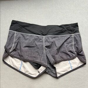 Lululemon Speed Up Low-Rise Lined Short 2.5"